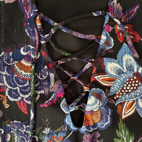 SHOW ME YOUR MUMU Perveen Pirate lace up tunic - Picture 9 of 9